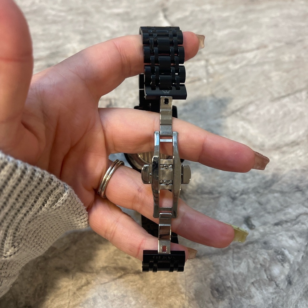 OLEVS GG910 Automatic Skeleton Watch - image 7